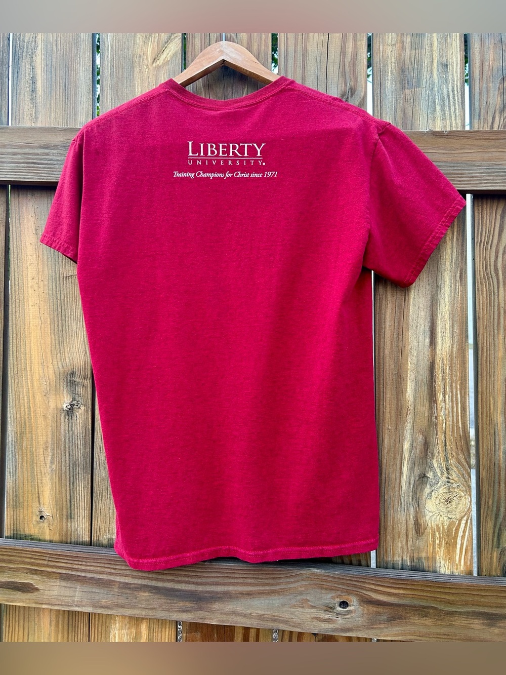 Vintage Liberty University Tee Shirt Red Vertical Font Sz. Medium - Picture 4 of 5